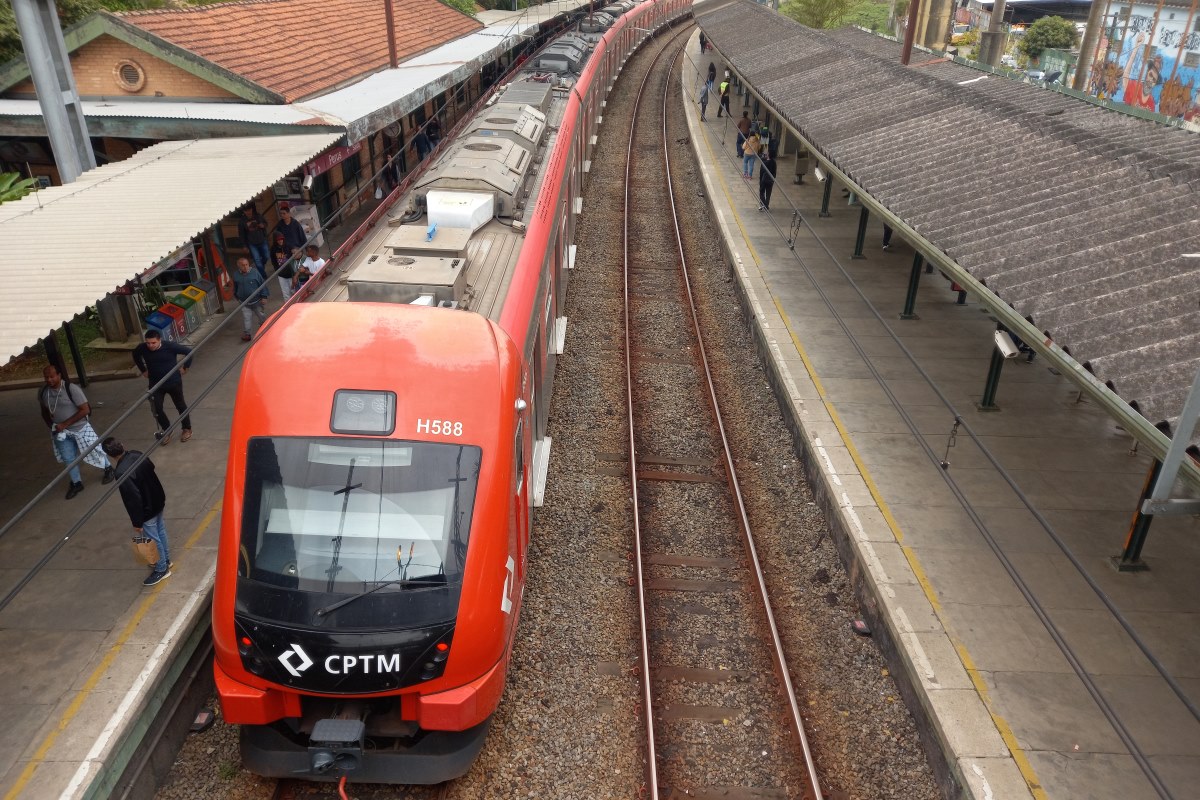 Linha 7-Rubi da CPTM tem problemas na manhã desta segunda (28/7)