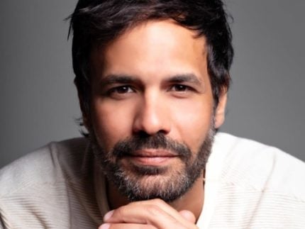 mauricio-silveira,-ex-ator-da-globo,-entra-em-coma-induzido-apos-retirada-de-tumor