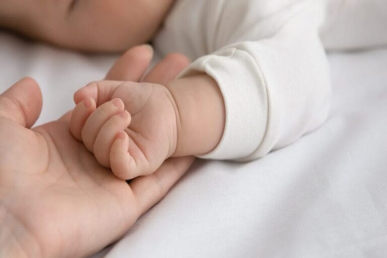 familia-acusa-hrc-de-negligencia-apos-morte-de-bebe-em-parto-induzido