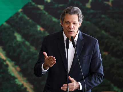 haddad-ve-chance-de-acordo-com-eua-sobre-tarifas-e-prepara-plano-para-proteger-empregos