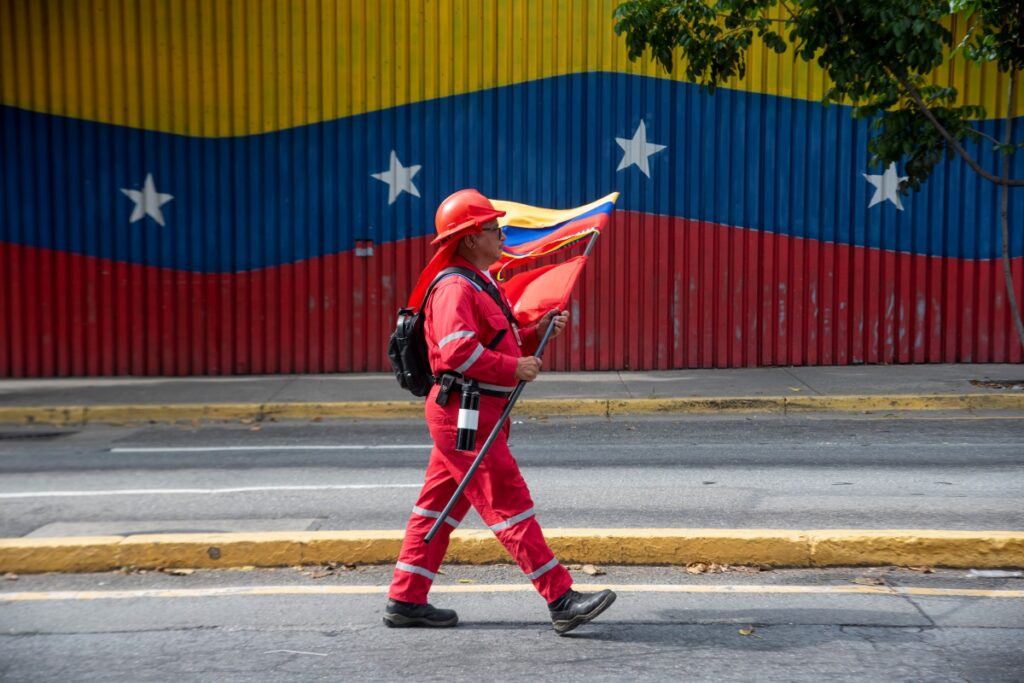 queda-de-aviao-militar-na-venezuela-mata-7-pessoas