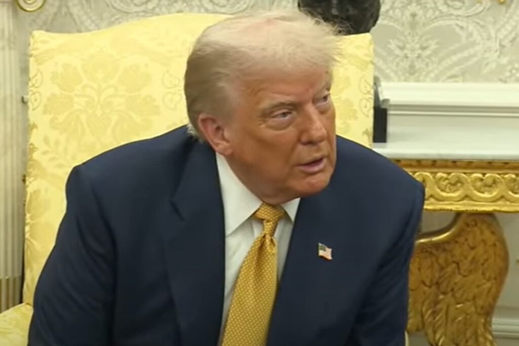 trump-diz-que-decisao-do-canada-sobre-palestina-dificulta-negociacao