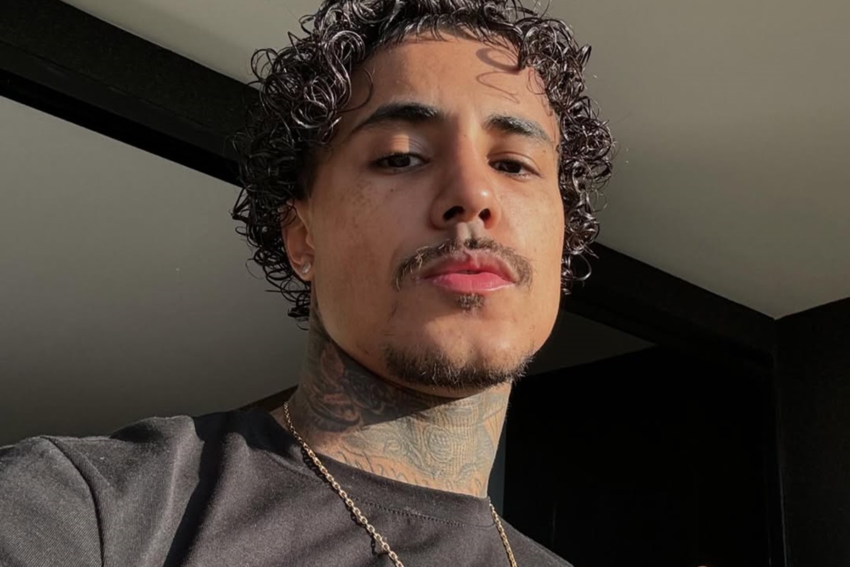 Após acidente, MC Livinho comemora alta hospitalar: “Vida nova”