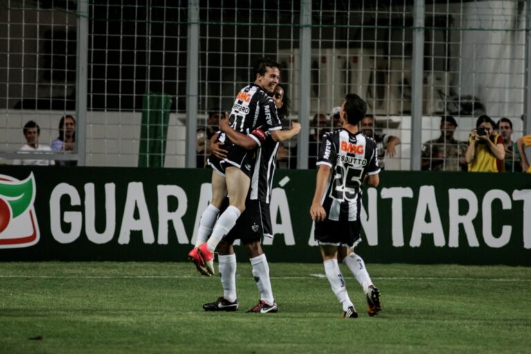 ex-jogador-do-atletico-mg-atuara-em-serie-da-netflix.-confira