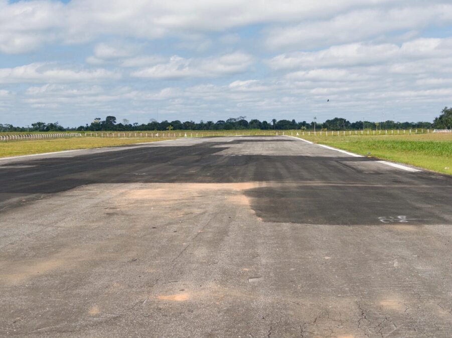 Deracre conclui recuperação da pista de pouso do aeródromo de Feijó