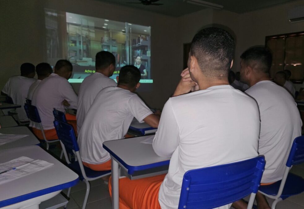 Sistema prisional do Acre recebe Mostra de Cinema e Direitos Humanos com foco em reflexão e inclusão