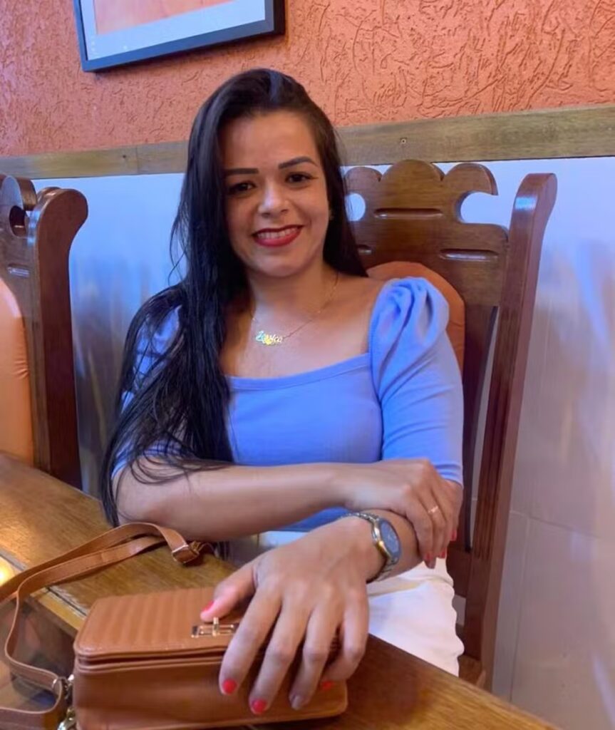 Jéssica dos Santos, vítima de linha de cerol em Cruzeiro do Sul — Foto: Arquivo/reprodução redes sociais