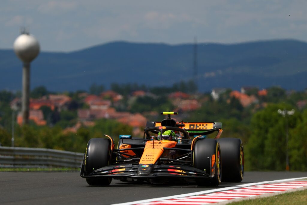 f1:-com-drugovich-e-bortoleto-na-pista,-norris-lidera-tl1-na-hungria