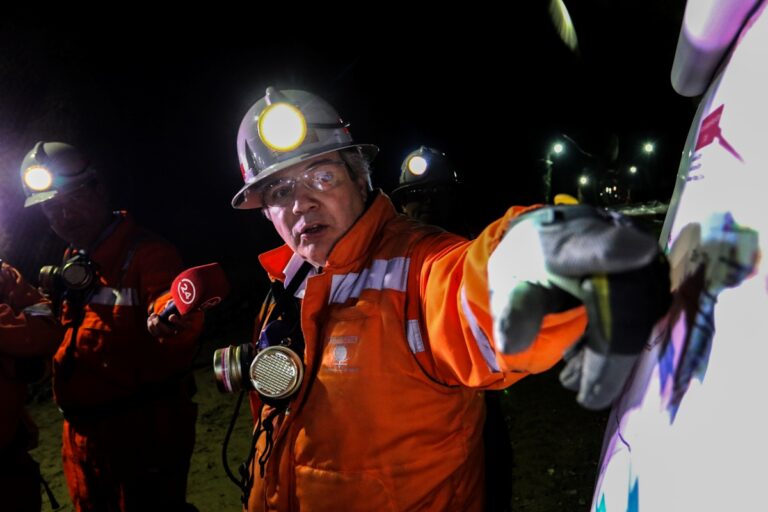 avanca-o-resgate-de-trabalhadores-em-mina-de-cobre-no-chile