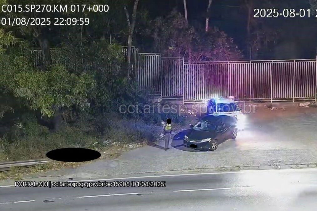 Pedestre morre atropelado por carro na Rodovia Raposo Tavares