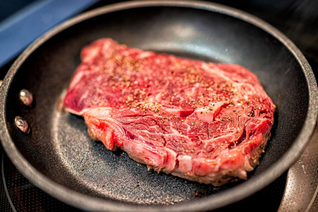 Tarifaço: restaurantes dos EUA pedem a Trump que carne seja excluída