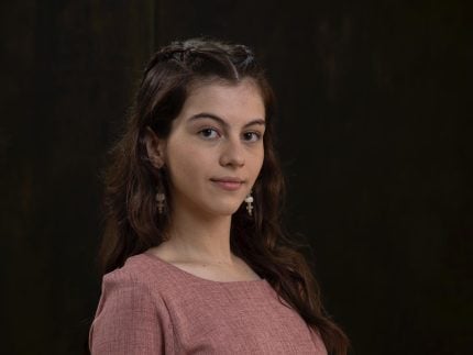 giovanna-veiga-e-uma-das-novas-apostas-da-record