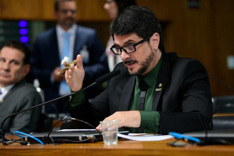 defesa-de-do-val:-restricoes-ultrapassam-os-“limites-da-razoabilidade”