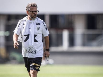 santos-enfrenta-juventude-em-partida-decisiva-para-o-futuro-de-treinador