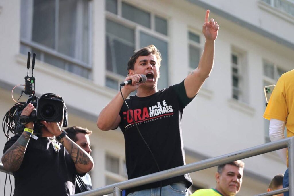 moraes:-nikolas-usou-ligacao-com-bolsonaro-para-tentar-coagir-o-stf