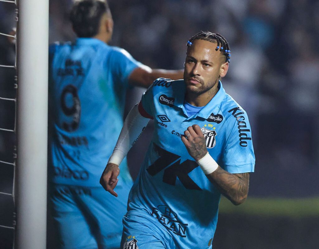 neymar-abre-o-jogo-sobre-retorno-a-selecao-apos-vitoria-do-santos