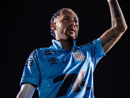 neymar-critica-gramado-sintetico-do-allianz-parque:-“me-incomoda-jogar-no-society”