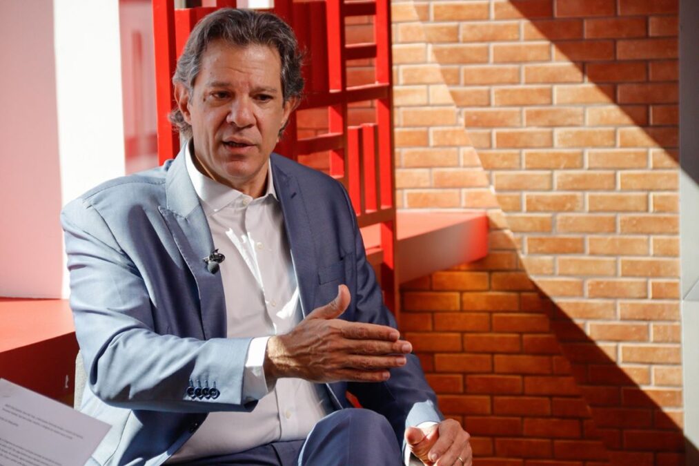 Haddad chama setor do agro a unir esforços ao governo contra tarifaço
