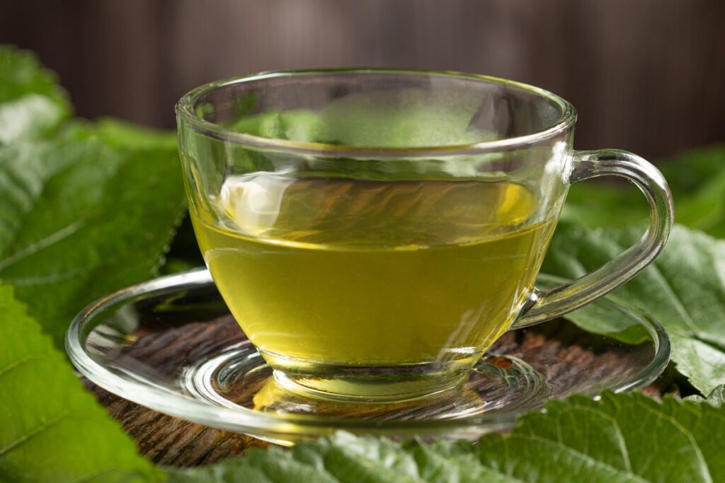 o-que-colocar-no-cha-verde-para-potencializar-a-acao-anti-inflamatoria