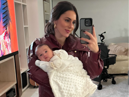 “acho-ela-a-minha-cara”,-diz-irma-de-biancardi-ao-posar-com-mel,-que-completou-1-mes