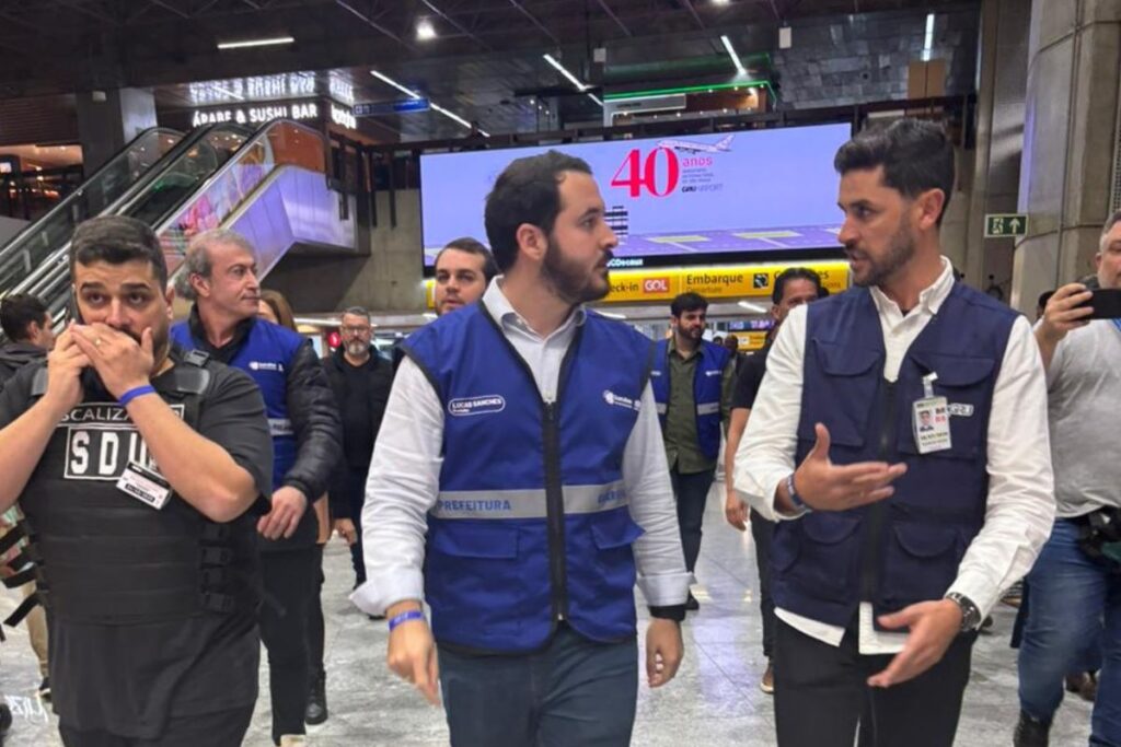 video-mostra-prefeito-de-guarulhos-cobrando-divida-em-aeroporto