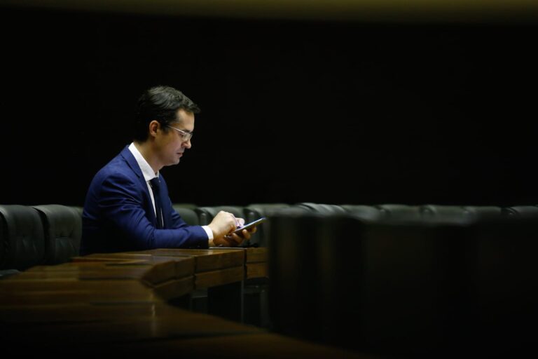 por-11-a-3,-dallagnol-sofre-nova-derrota-no-stj-em-caso-da-lava-jato