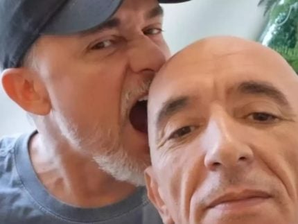 irmaos-cravinhos-surgem-lado-a-lado-e-falam-sobre-passado:-“vencemos-muitos-demonios”