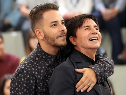 junior-lima-se-emociona-ao-contar-que-xororo-so-beijou-o-pai-no-caixao