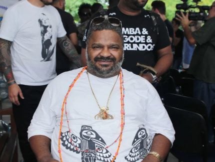 adeus-ao-mestre-do-samba:-famosos-se-despedem-de-arlindo-cruz