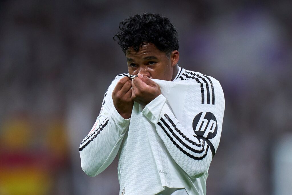 endrick-e-confirmado-como-camisa-9-do-real-apos-reviravolta;-entenda
