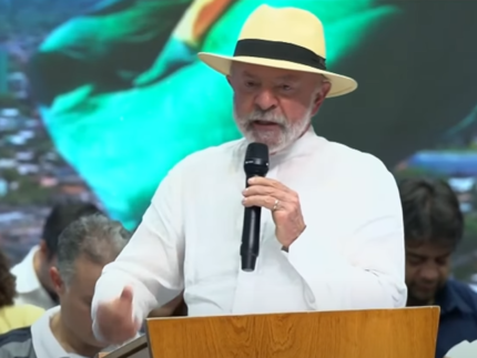 “quem-deveria-ter-impeachment-sao-esses-deputados-e-senadores”,-diz-lula-ao-defender-moraes