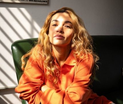 stefani-mota-fala-sobre-coincidencia-de-papeis-no-audiovisual