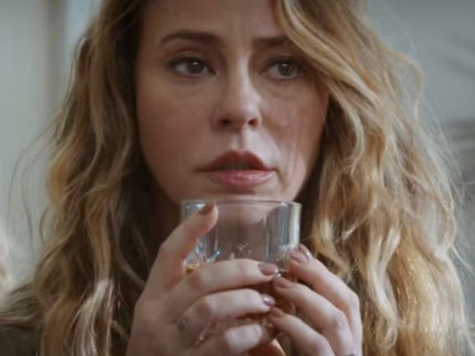 alcoolismo-de-helena-roitman:-especialista-explica-doenca-cronica-de-personagem