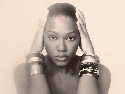 luedji-luna-leva-turne-dos-novos-discos-ao-espaco-unimed-nesta-sexta-feira-(15/8)