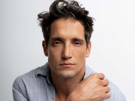 ator-de-“eta-mundo-melhor!”-celebra-retorno-a-tv-e-comenta-rotulo-de-gala