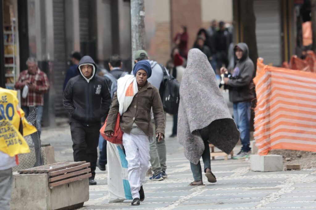 frio-intenso,-geada-e-nevoeiro:-veja-o-tempo-em-sp-nas-proximas-horas