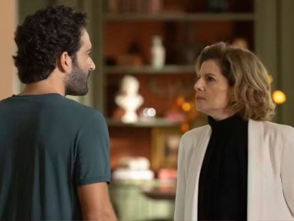 em-“vale-tudo”,-afonso-descobre-caso-de-odete-com-cesar-e-confronta-a-mae:-“sempre-da-para-piorar”