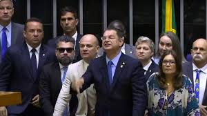 pl-recorre-a-onu,-oea-e-uniao-europeia-contra-alexandre-de-moraes