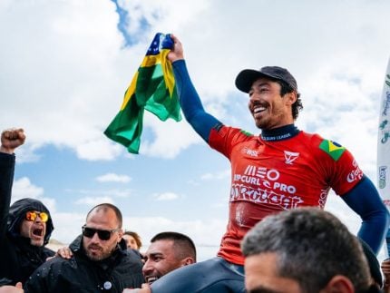 wsl:-yago-dora-garante-lideranca-no-ranking-do-circuito-mundial-e-rival-e-eliminado