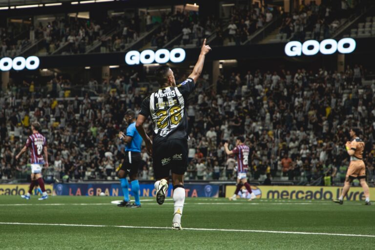sul-americana:-em-estreia-de-reinier,-atletico-mg-vence-godoy-cruz