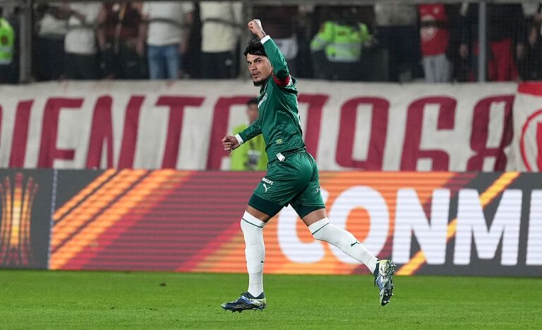gustavo-gomez-faz-gol-e-atinge-marcas-historicas-na-libertadores