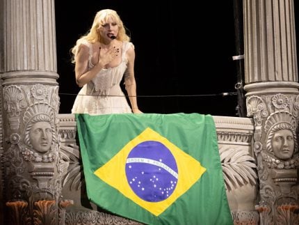 lady-gaga-assina-contrato-e-voltara-ao-brasil-em-marco-de-2026;-saiba-detalhes
