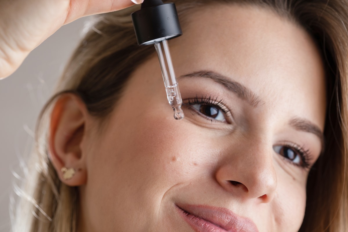 vitamina-c:-como-escolher-o-produto-ideal-para-a-sua-pele-em-4-passos