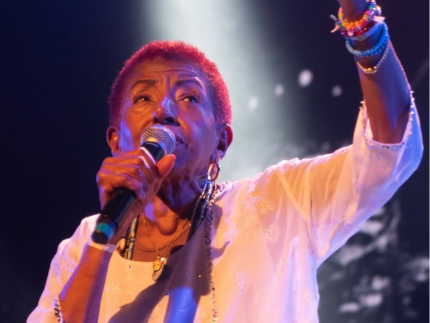 estavel,-leci-brandao-segue-internada-em-sao-paulo-e-cancela-show-no-rio