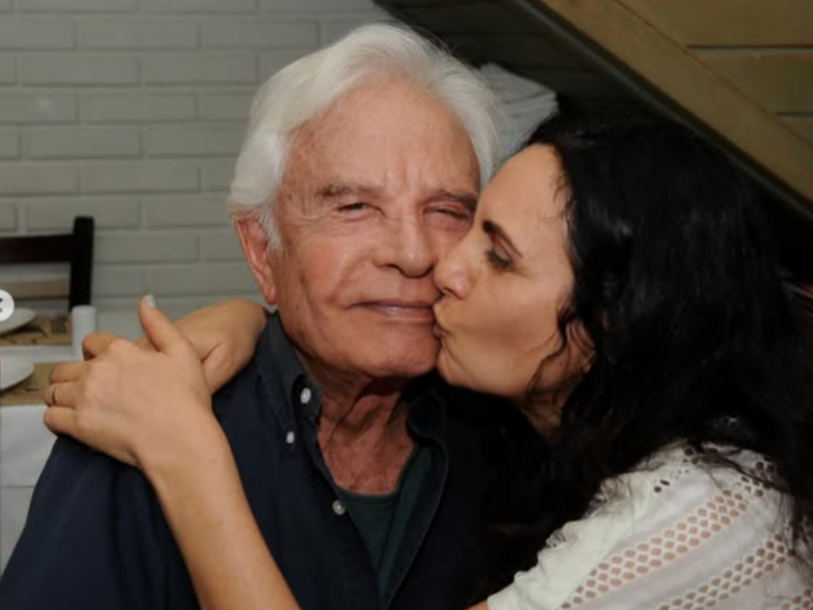Perícia levanta dúvidas sobre testamento de Cid Moreira e herança pode ser revisada
