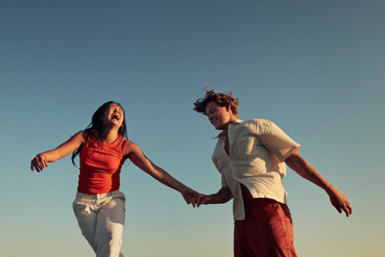a-semana-comeca-com-surpresas-no-amor-para-4-signos;-voce-e-um-deles?