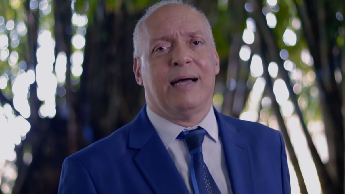 Pastor flagrado de calcinha em Goiânia já enfrentou acusações de golpe em formandos