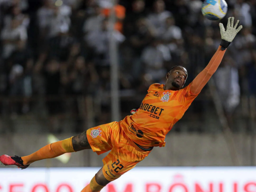 De rival a reforço: conheça o ex-Corinthians que trocou a Premier League pelo Palmeiras