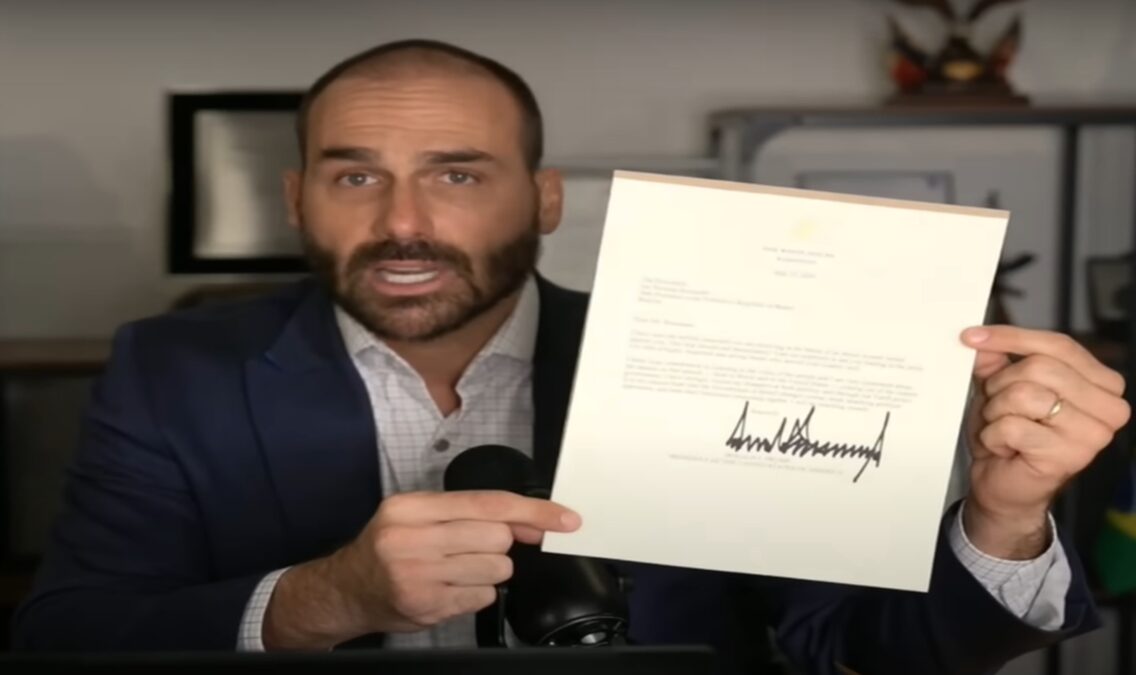 Eduardo Bolsonaro agradece Trump por carta enviada ao pai: “Trará grande alegria”