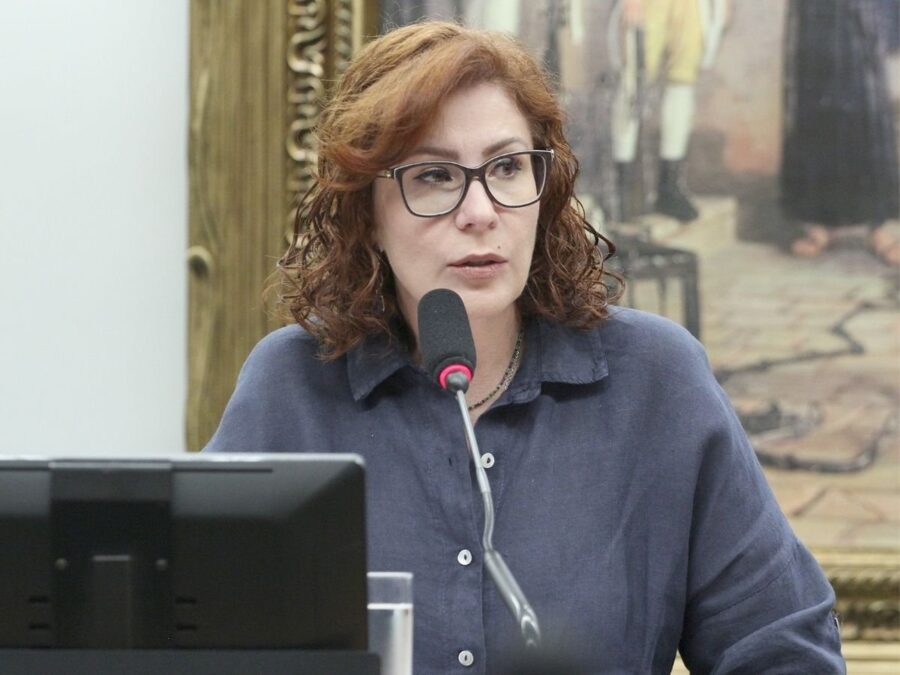 Justiça italiana mantém prisão de Carla Zambelli